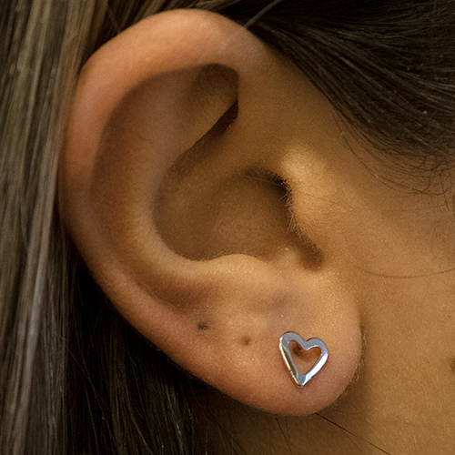 Hollow Heart Hoop - Imagen 2