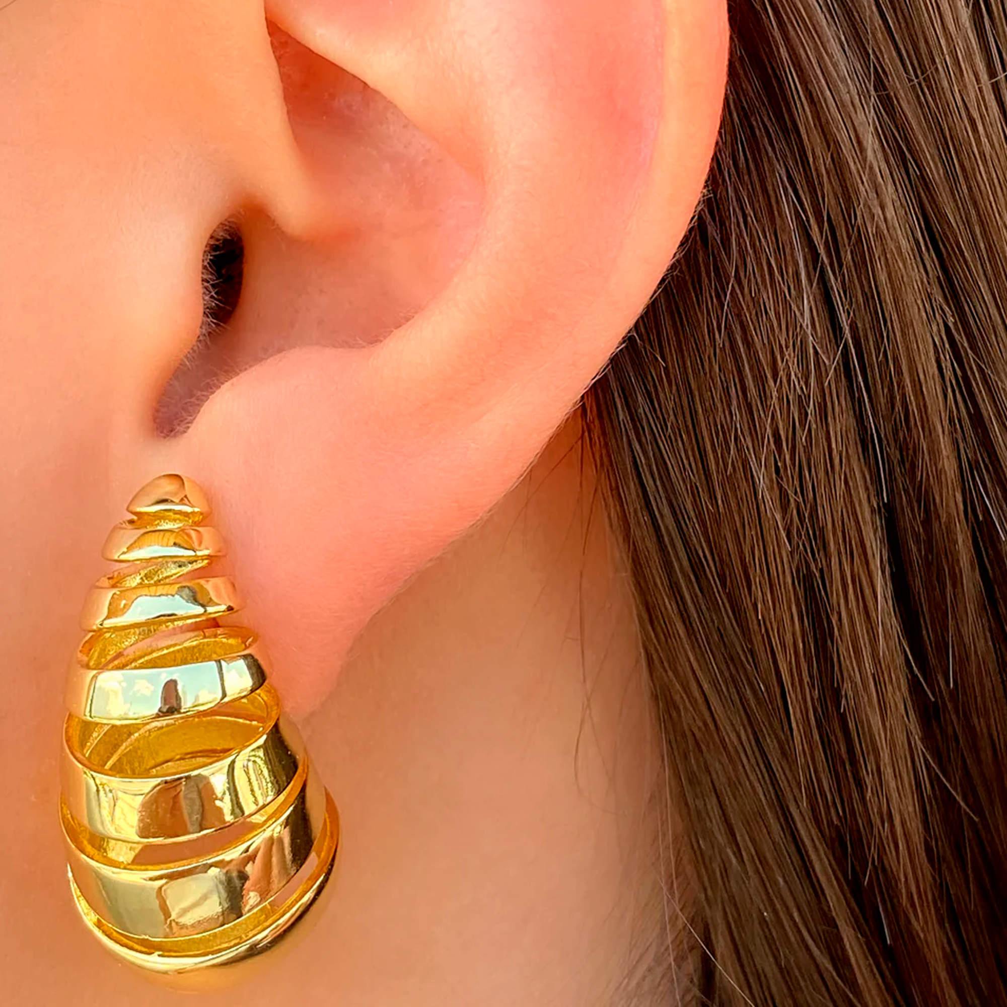 Aretes Gota Gold con Ranuras - Chapa de Oro - Imagen 2